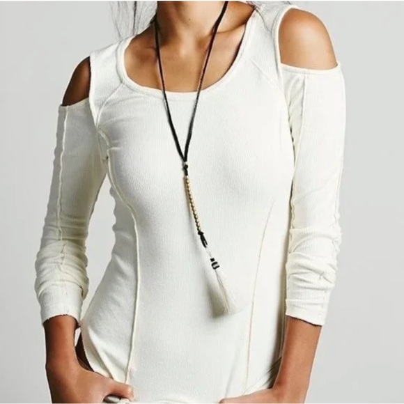 Free People Tops - Free People Almost Famous Cold Shoulder Top Sz Small
